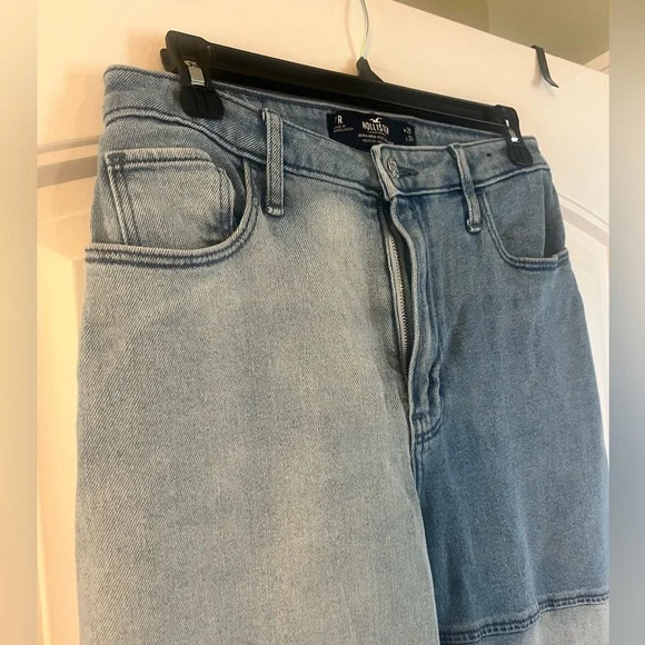 Hollister Light Blue High-Rise wide leg Jeans size 28 - Picture 2 of 5